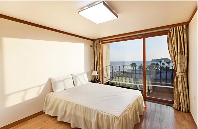 Jeju Castle Villa Room photo